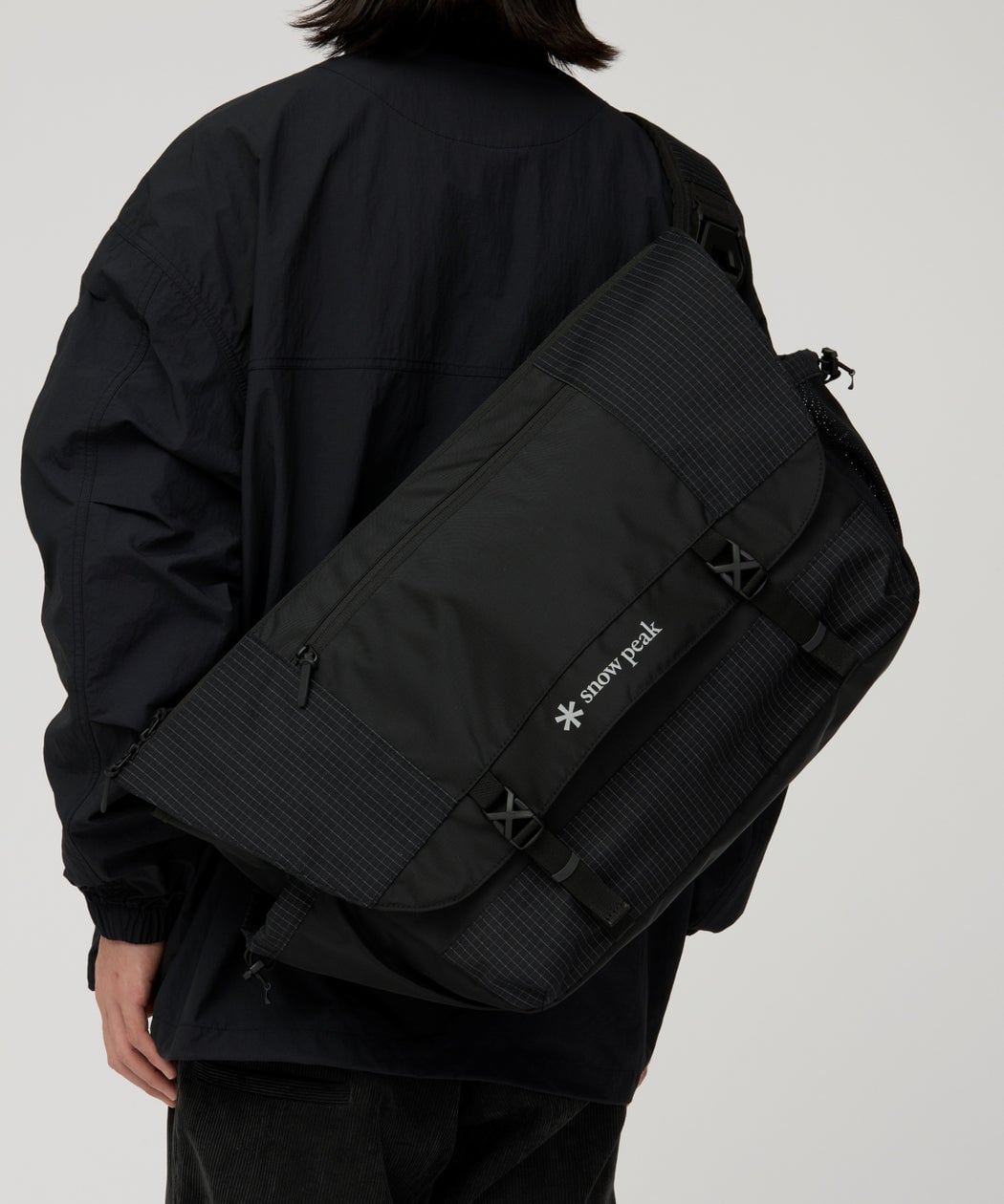 Snow Peak Launches 5 Durable Bags for Everyday Use from ¥19,800 in Japan