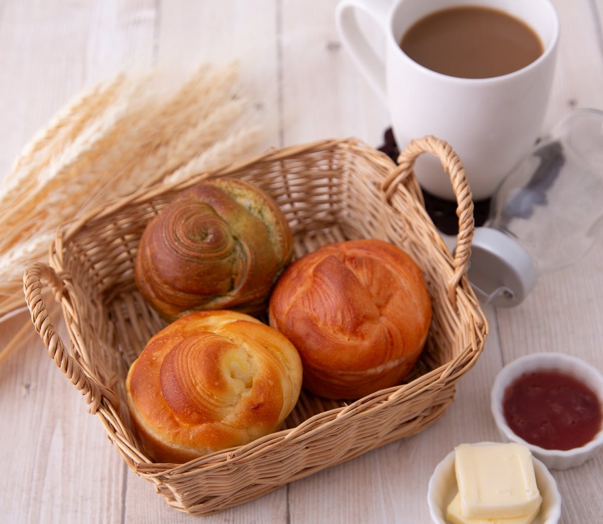 Starbucks Reserve and Popular Bakery Debut at Cocoon City in Saitama Shintoshin