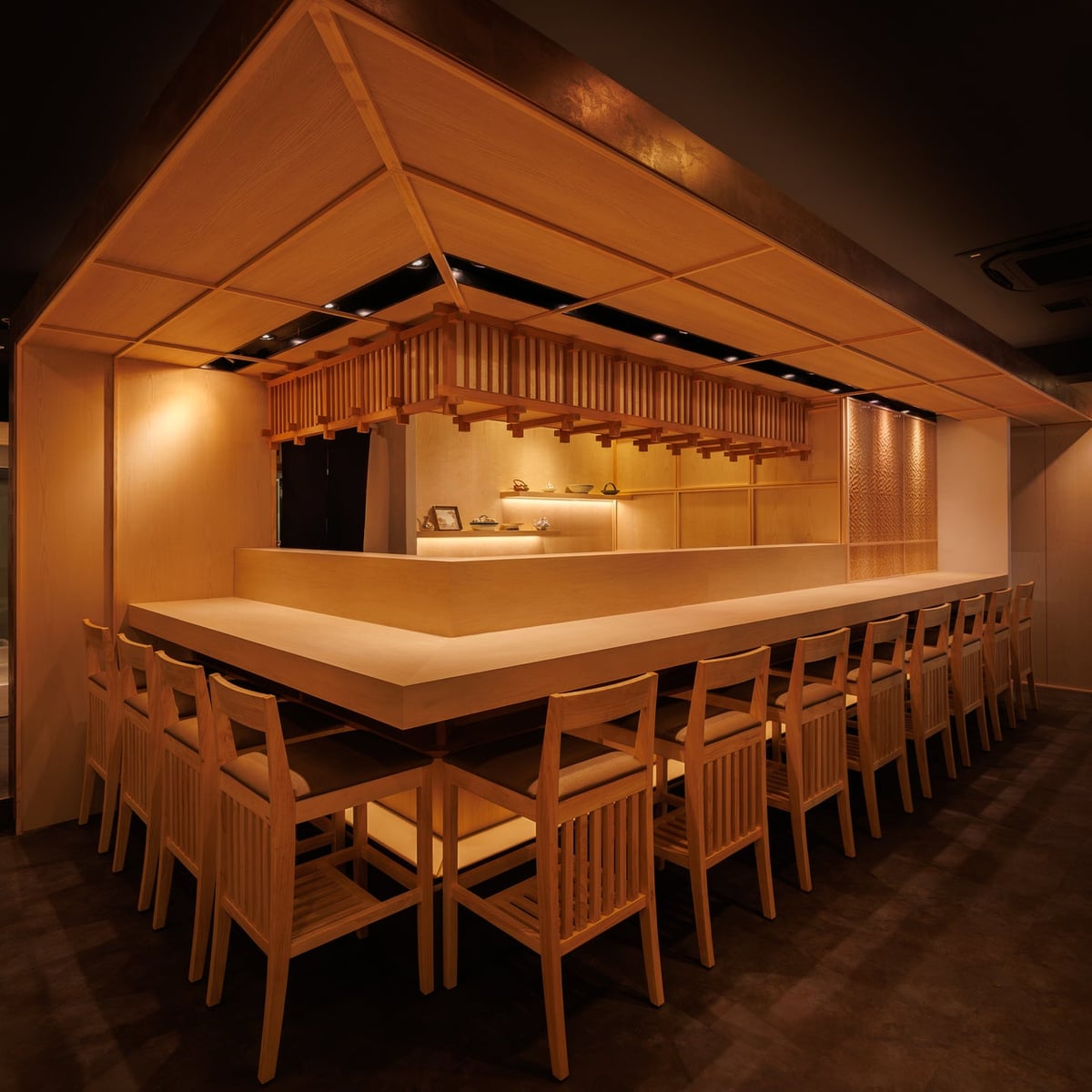 Sushidokoro Ninomiya Opens in Shinjuku with Edo-Style Sushi from ¥80 and 15-Piece Course at ¥2,980