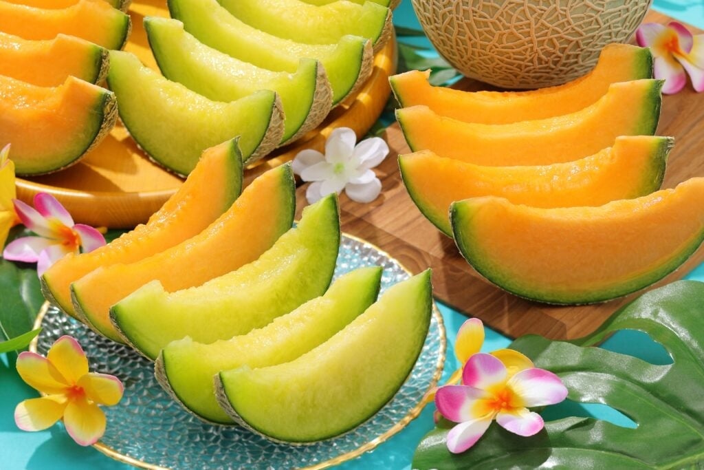 Sweets Paradise Offers All-You-Can-Eat Shine Muscat, Kyoho Grapes, and Melon from ¥3,600 in Japan
