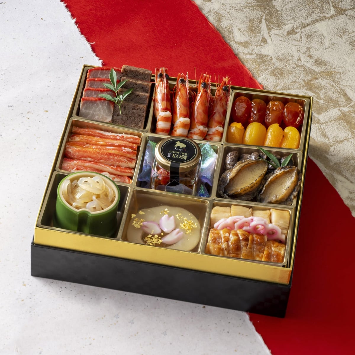 Yokohama Grand Intercontinental Hotel Offers Luxurious 2027 Osechi Three-Tiered Set