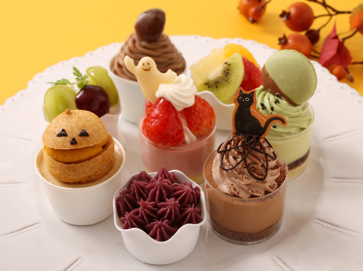 Halloween Petit Fours