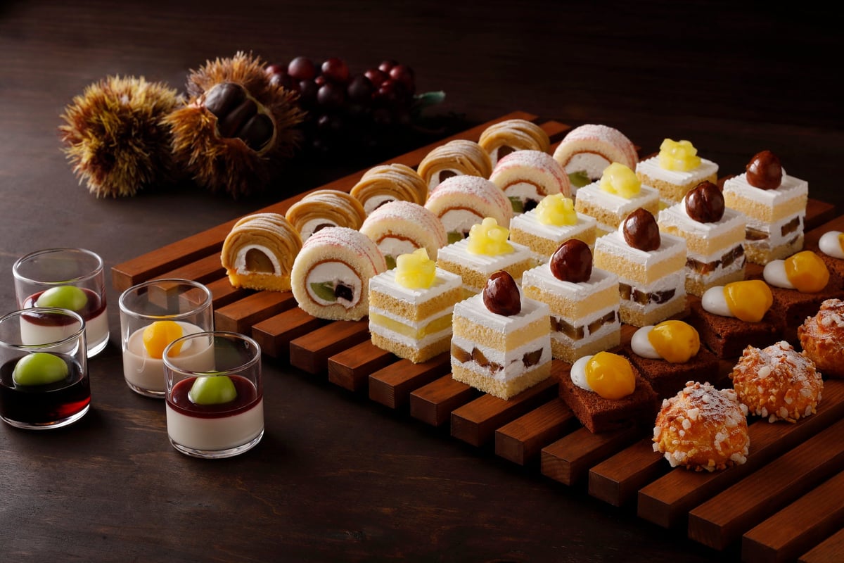 Autumn Sweets Buffet at Hotel New Otani Tokyo Featuring Chestnuts and Grapes