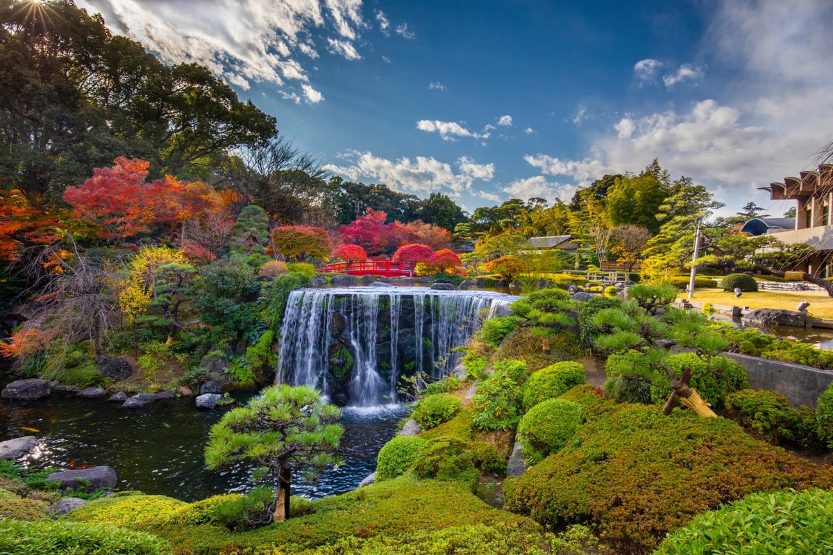 Autumn Sweets Buffet at Hotel New Otani Tokyo Featuring Chestnuts and Grapes