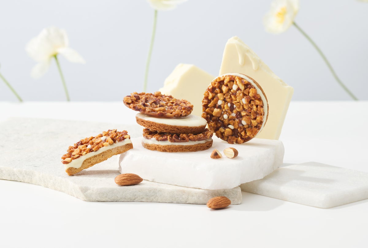 New Release: BAKE’s caica Florant Chocolat Sandwich〈White〉 in Tokyo