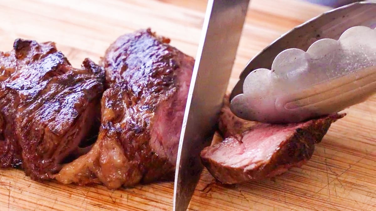 BBQPIT Tokyo Prince Hotel Offers BBQ From 6,600 Yen with Tokyo Tower View