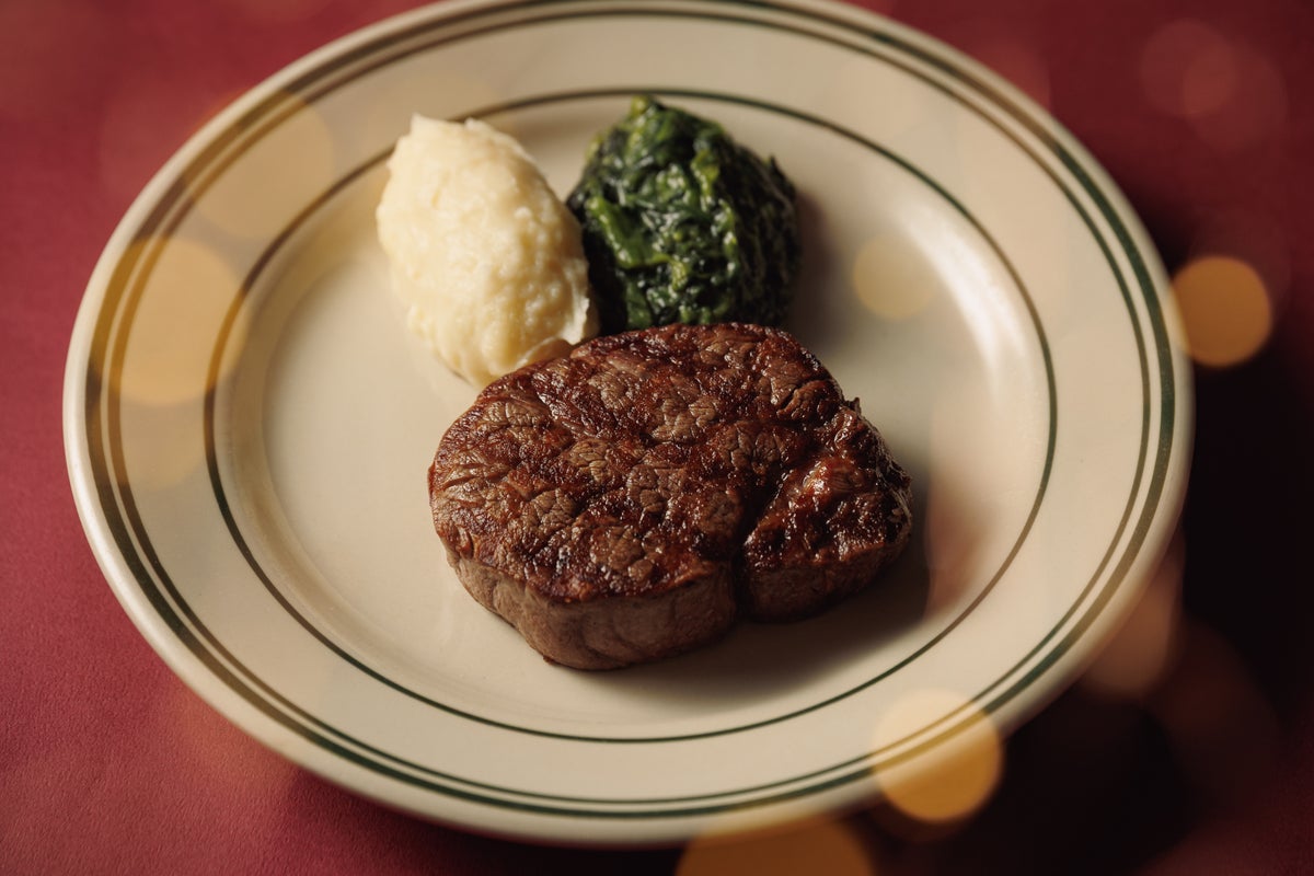 From ¥15,000: Benjamin Steakhouse Kioicho’s 2026 Christmas Course, Tokyo
