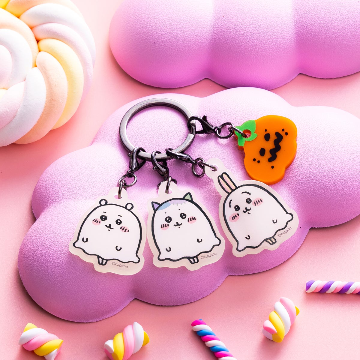 Limited-Quantity Halloween Goods Arrive at Chiikawa Park in Tokyo