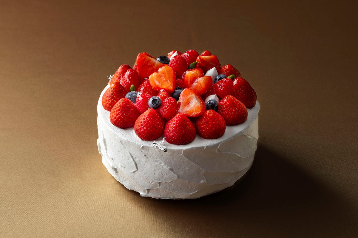 Christmas Cakes at Tokyo Station Hotel: 30-Strawberry Shortcake