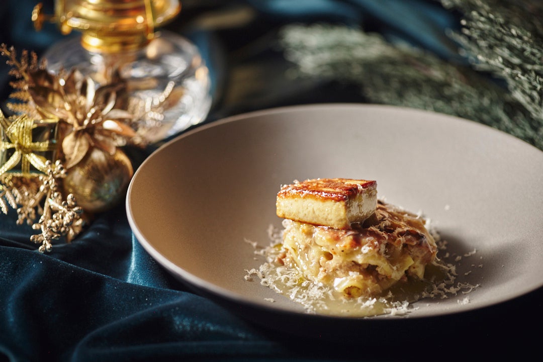 ¥29,200 Christmas Voyage Dinner at InterContinental Yokohama Pier 8 — December 24–25 December 24