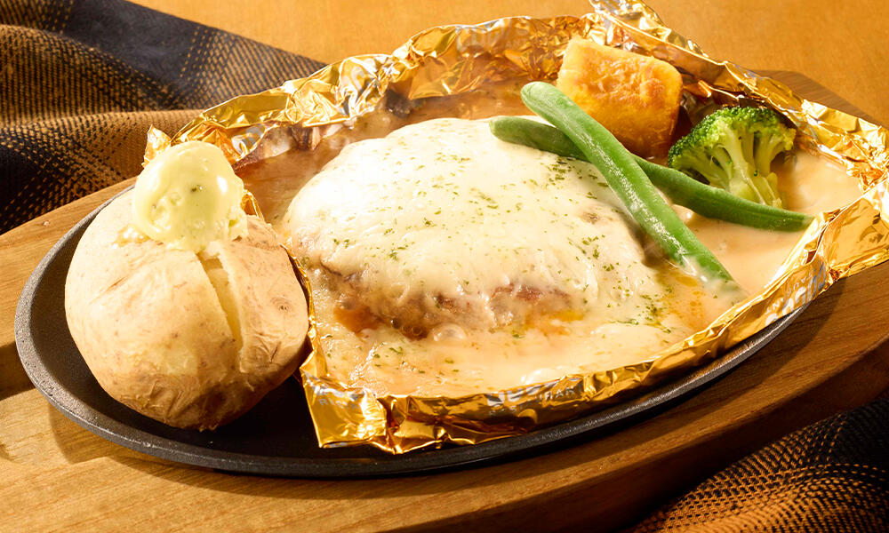 Coco's Unveils 2026 Autumn Menu in Japan With Cheese Hamburgers