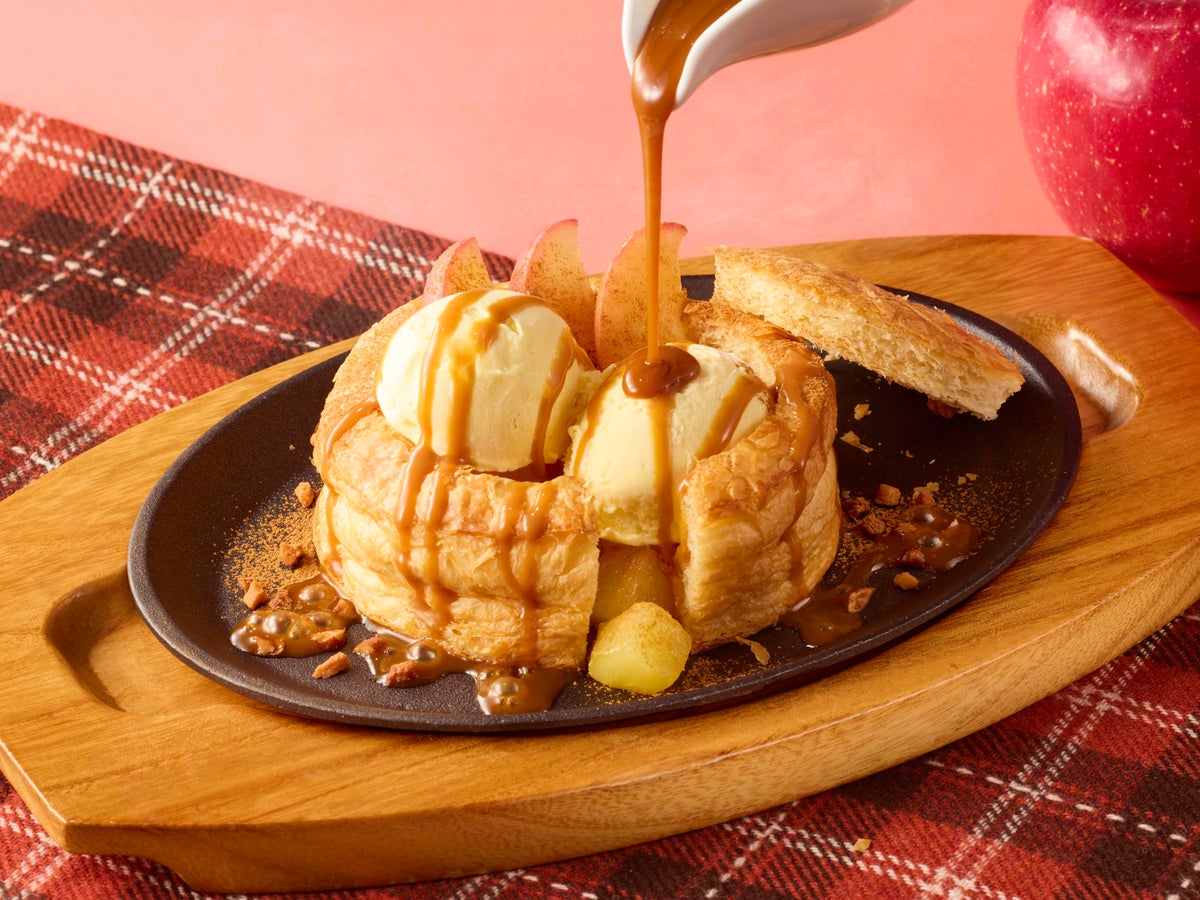 Enjoy our new hamburger menu! The Seven Cheese Fondue-style Wrap Hamburger (145g) is priced at ¥1,290 (tax included ¥1,419). We also offer the Dufu-style Wrap Hamburger in 145g for ¥1,290 (tax included ¥1,419) and in 110g for ¥1,190 (tax included ¥1,309). The regular Hamburger (145g) costs ¥1,290 (tax included ¥1,419), and the 110g size is ¥1,190 (tax included ¥1,309). For a rich beef stew-filled hamburger with two kinds of mushrooms and spinach, the 145g version is ¥1,290 (tax included ¥1,419). The Chuu-style Wrap Hamburger (145g) is ¥1,290 (tax included ¥1,419), and the 110g size is ¥1,090 (tax included ¥1,199). Additionally, seasonal winter items include the Mushroom Cream Chicken Steak with warm vegetables for ¥1,090 (tax included ¥1,199). Our Thick Beef Stew Doria, generously coated with sauce, is ¥1,290 (tax included ¥1,419). The Two-Sauce Mushroom Hamburger with warm vegetables is ¥1,090 (tax included ¥1,199).