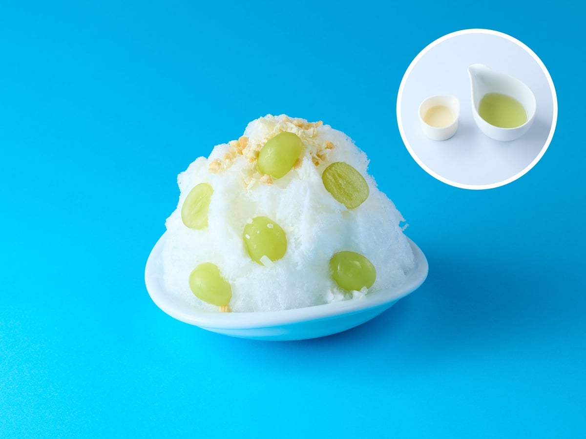 ¥1,859 Cocos Shine Muscat Parfait in Japan Uses 14 Grapes