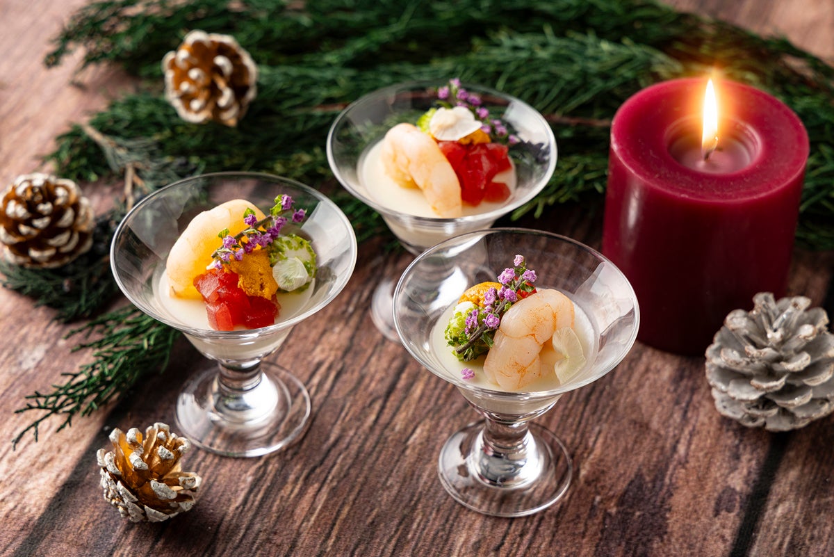Seafood cocktail with cauliflower blancmange