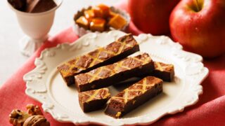 ¥1,620 Apple Caramel Brownie Debuts at côte cour in Tokyo