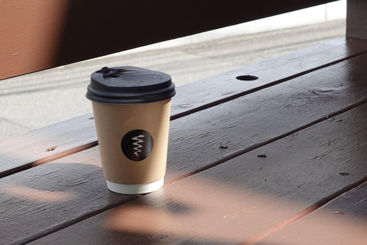 We welcome not only ice cream but also drinks like coffee and Japanese tea, starting from just one cup.