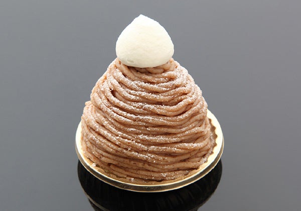 Mont Blanc at Chocolatier Masar… (1 piece) ¥864 (tax included)