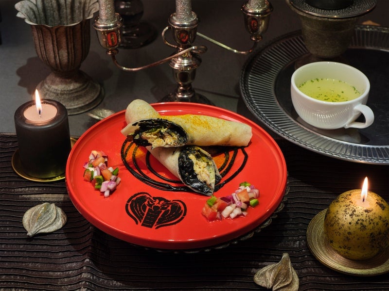 Jafar Evil Spicy Wrap with Hummus and Chicken — ¥1,890 (tax included)