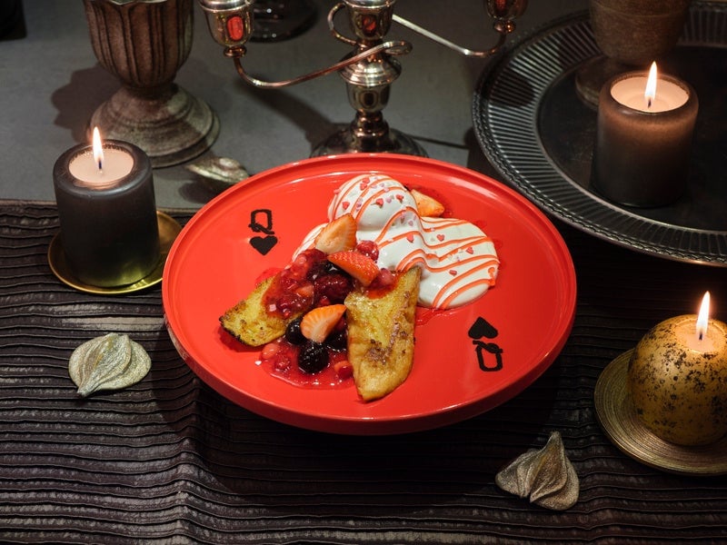 Queen of Hearts Queen Berry French Toast — ¥1,890 (tax included)
