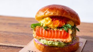 ¥1,810 Salmon Egg Sandwich Returns at eggslut in Shinjuku, Japan