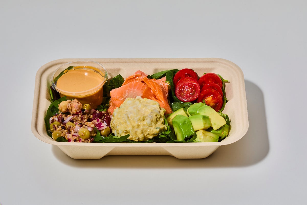 ¥1,810 Salmon Egg Sandwich Returns at eggslut in Shinjuku, Japan