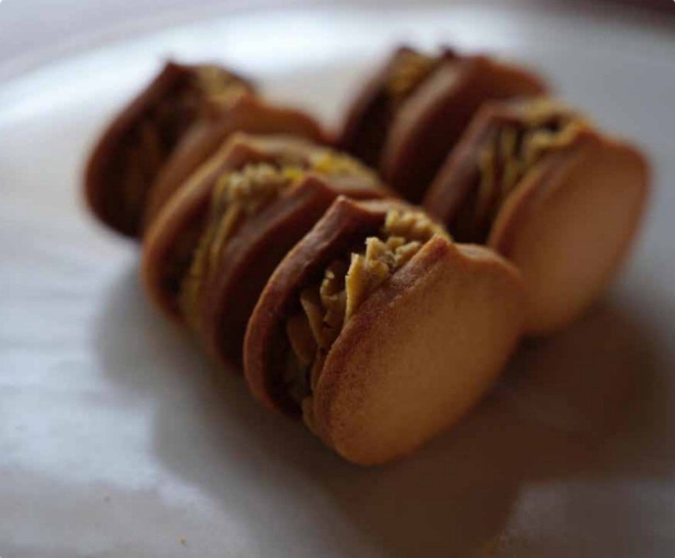 From Ka ha na in Mitaka, Tokyo: 2-piece Chestnut Butter Sandwich for ¥1,481 (tax included). Limited to 50 sets daily, available while supplies last.
