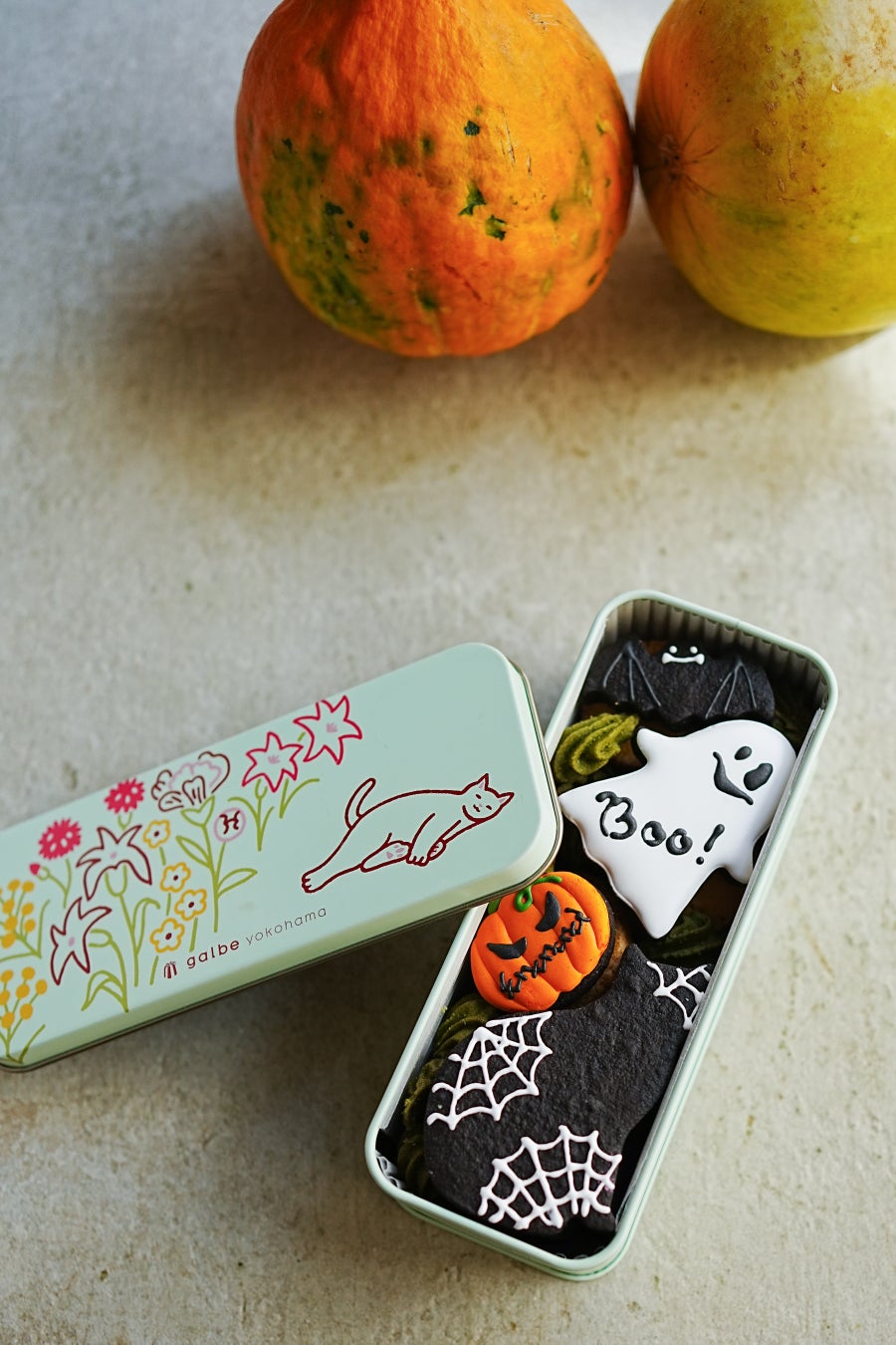 Limited-edition icing cookies that sold out instantly on Mother's Day are now available in Halloween style.