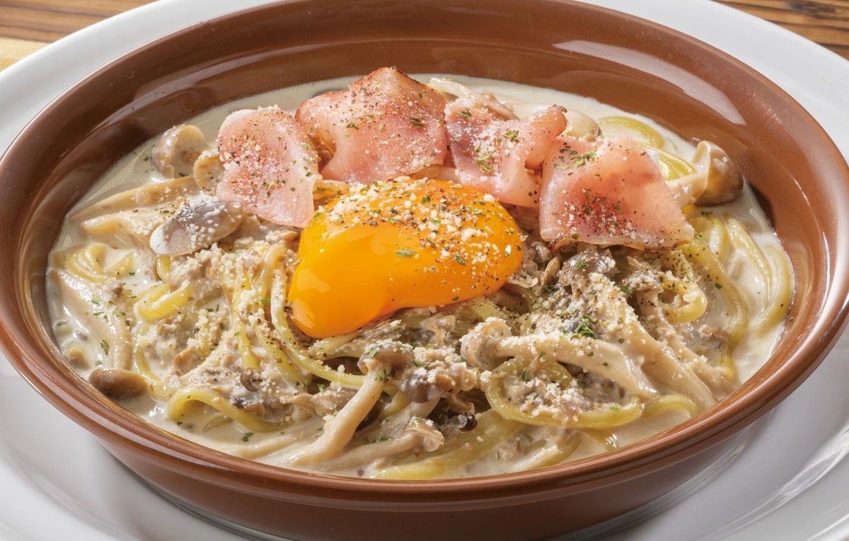 Enjoy the fragrant Duxelles sauce menu with the Mushroom and Seared Prosciutto Duxelles Sauce Pasta for ¥999 (tax included ¥1,099).