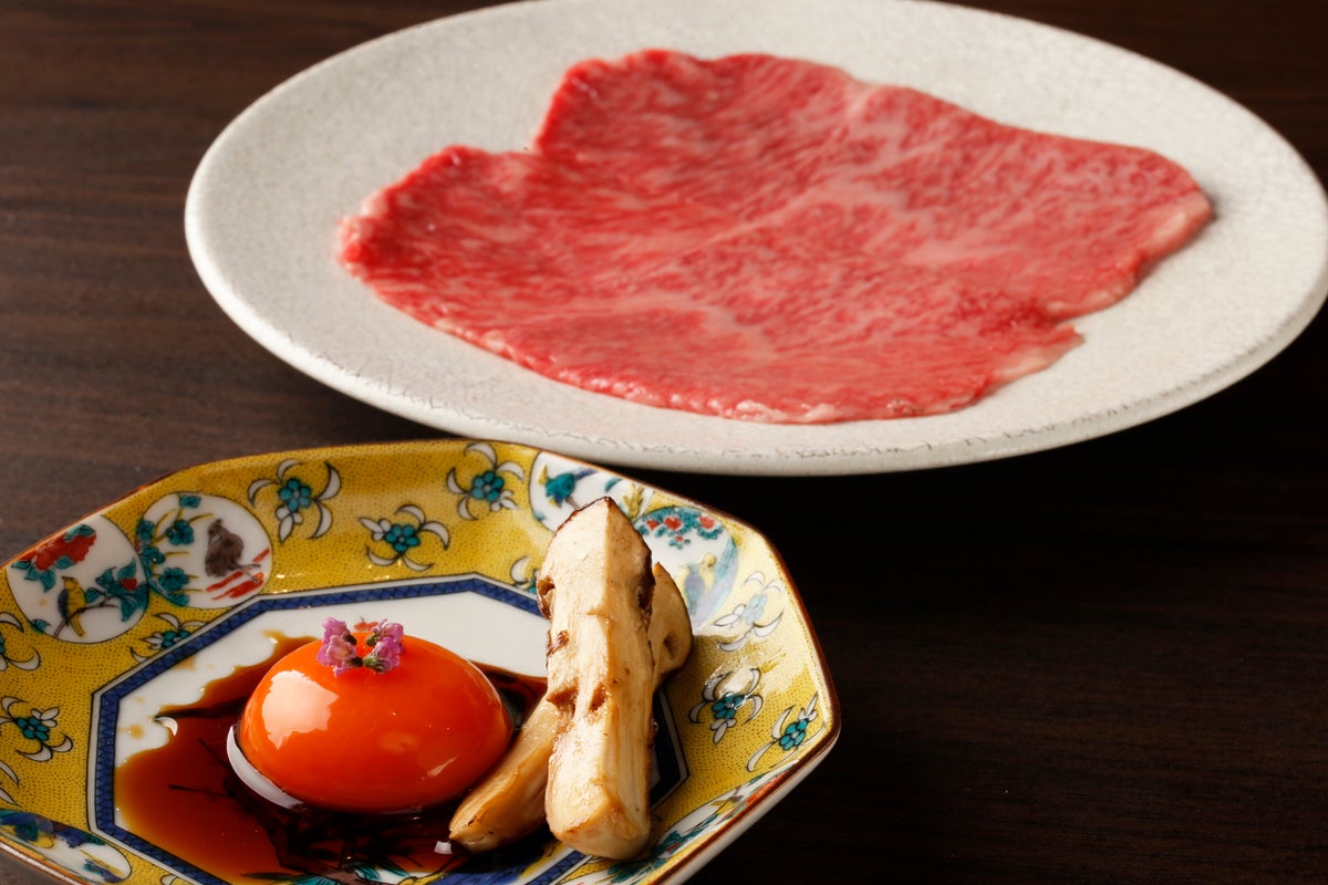 Matsutake Sirloin Yaki Sukiyaki — ¥1,790 (tax included)