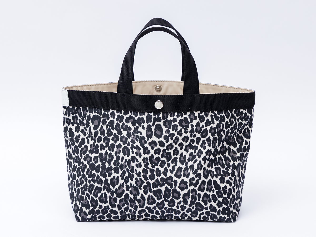 Limited-Run Hervé Chapelier 704FB Tote Launches in Tokyo
