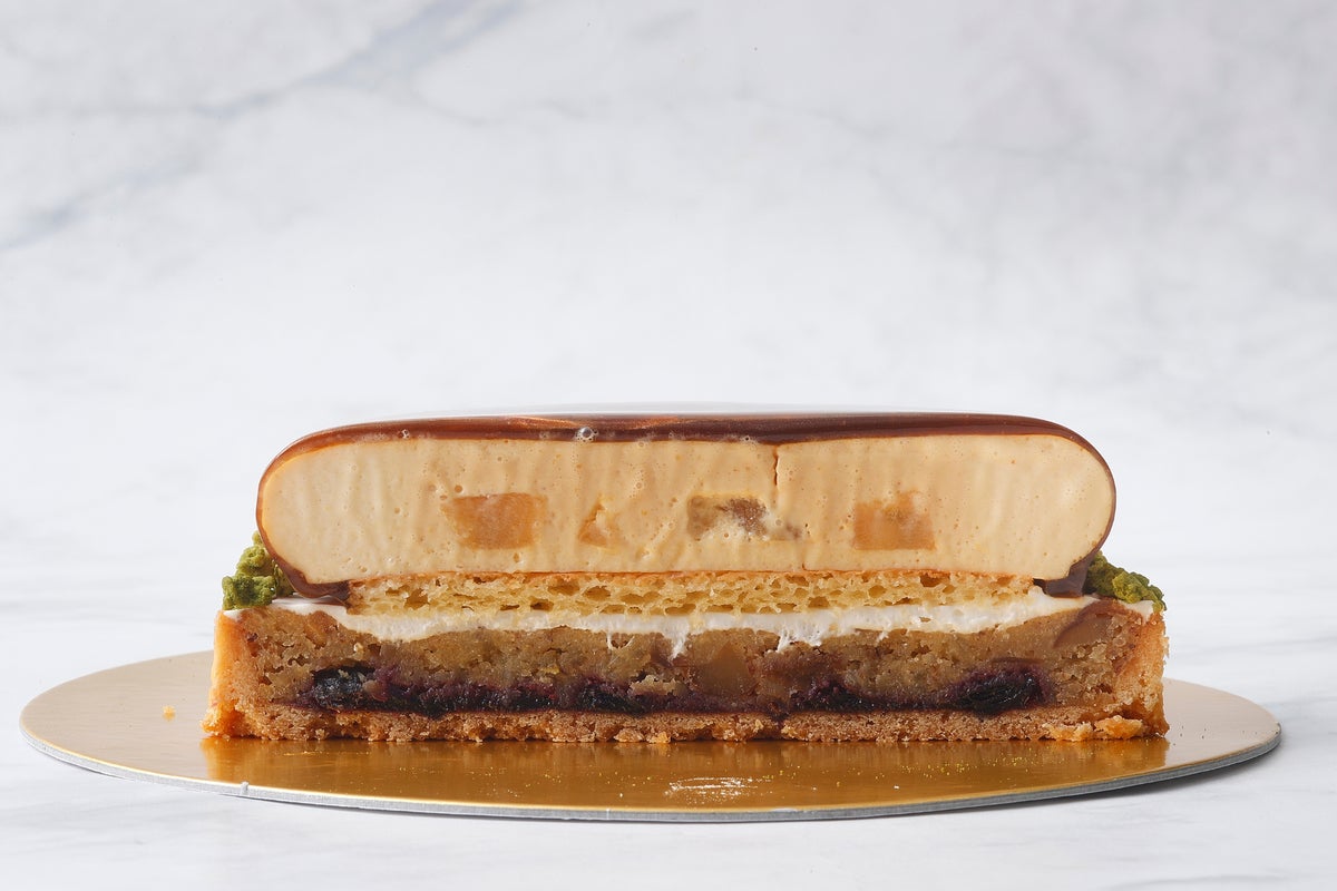 Eclat de Noel (cross-section)