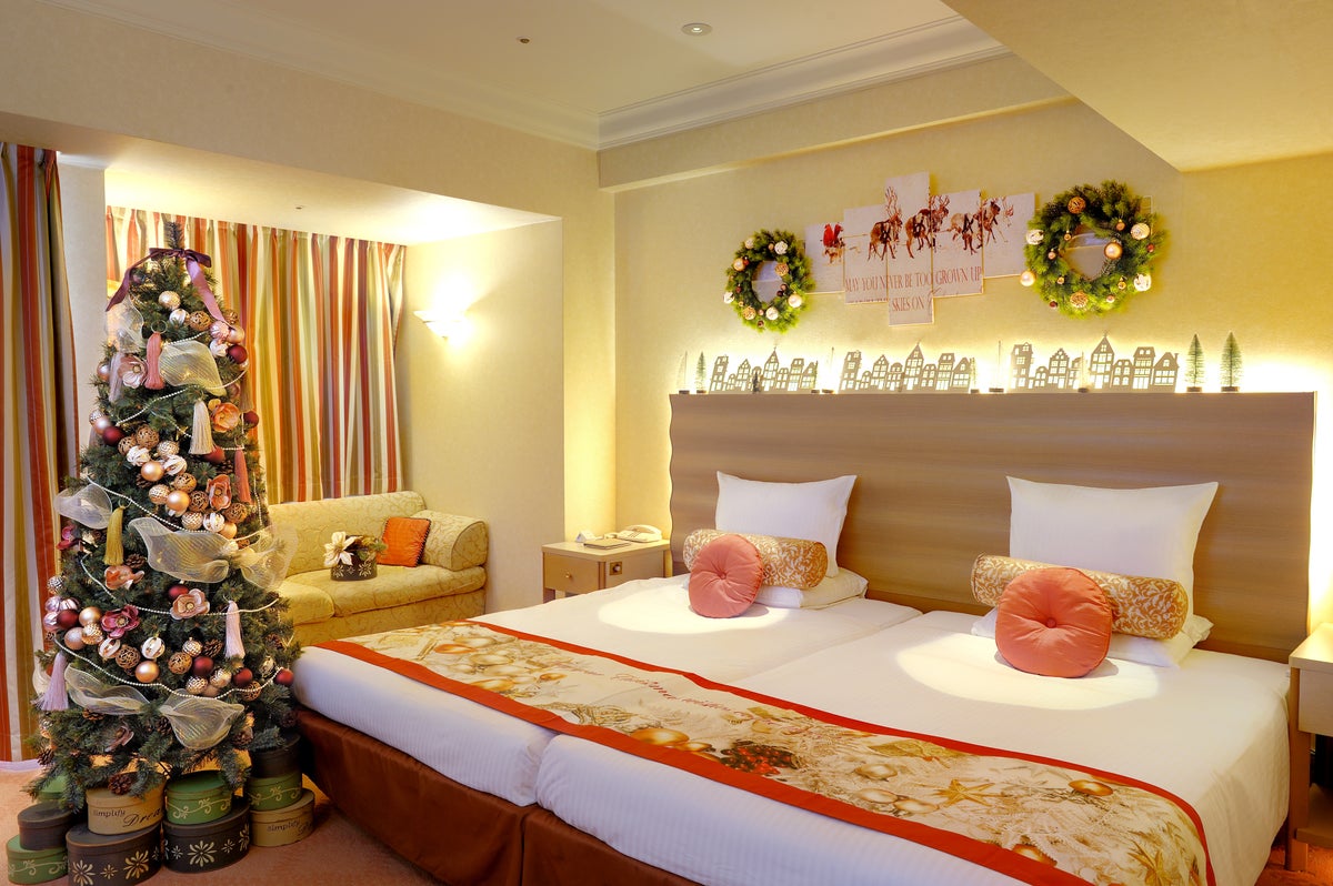 Twinkle View Christmas Room