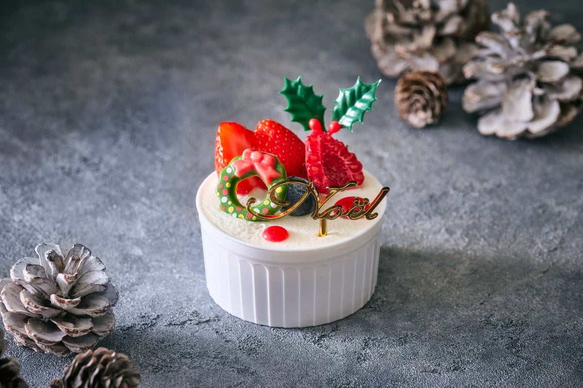 Plan-exclusive sweet 'Christmas Mini Shortcake' — ¥44,550 (tax included)