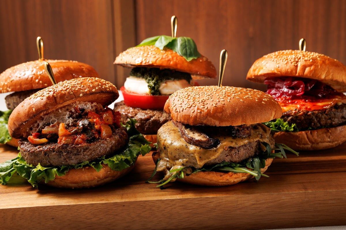 From ¥1,980: IL LUPINO PRIME's ITALIAN BURGER FAIR in Tokyo