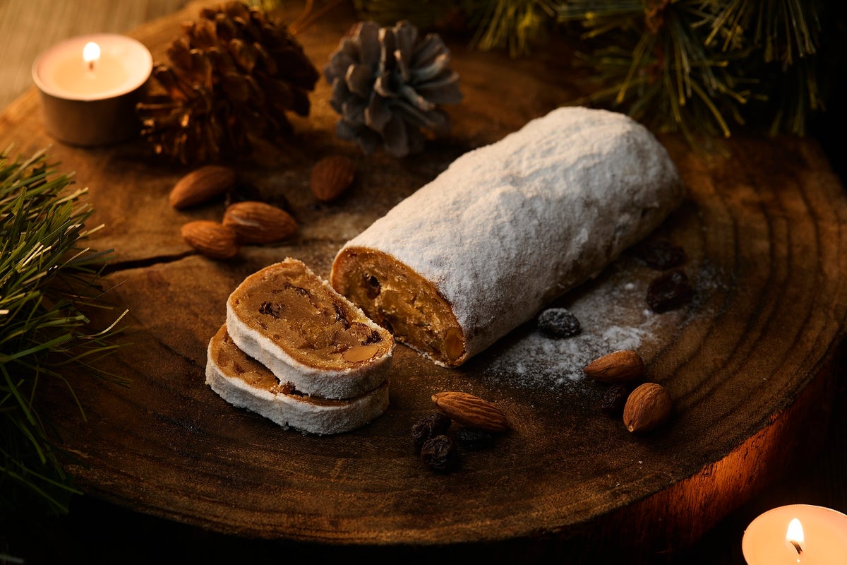 Limited-Quantity Christmas Cake Collection at JW Marriott Hotel Nara