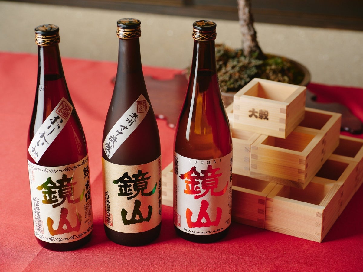 Three types of Japanese sake pairing — ¥3,500 (tax included).