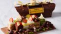 keio plaza hotel la poste du la foret christmas cake tokyo 01