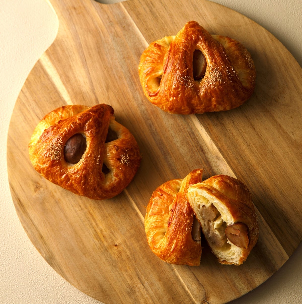 Kinokuniya's Autumn Bread Collection Debuts in Japan