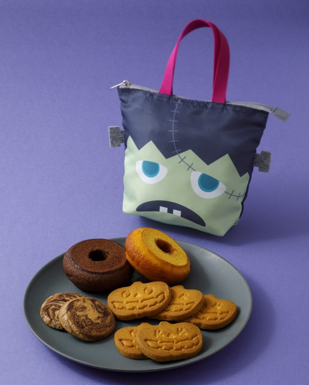 Kinokuniya Halloween sweets bag Frankenstein — ¥1,998 (tax included)