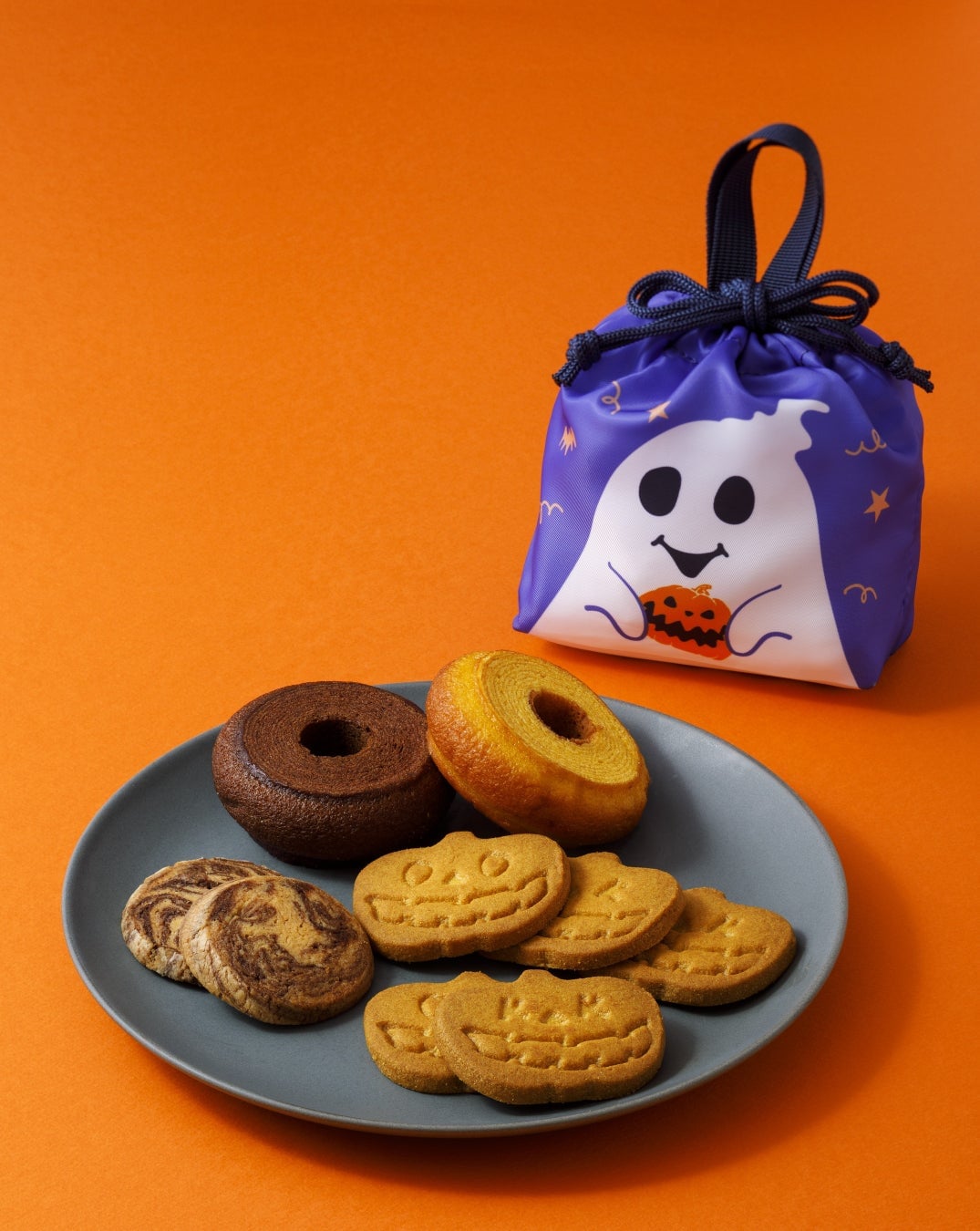 Kinokuniya Halloween sweets bag Ghost — ¥1,944 (tax included)