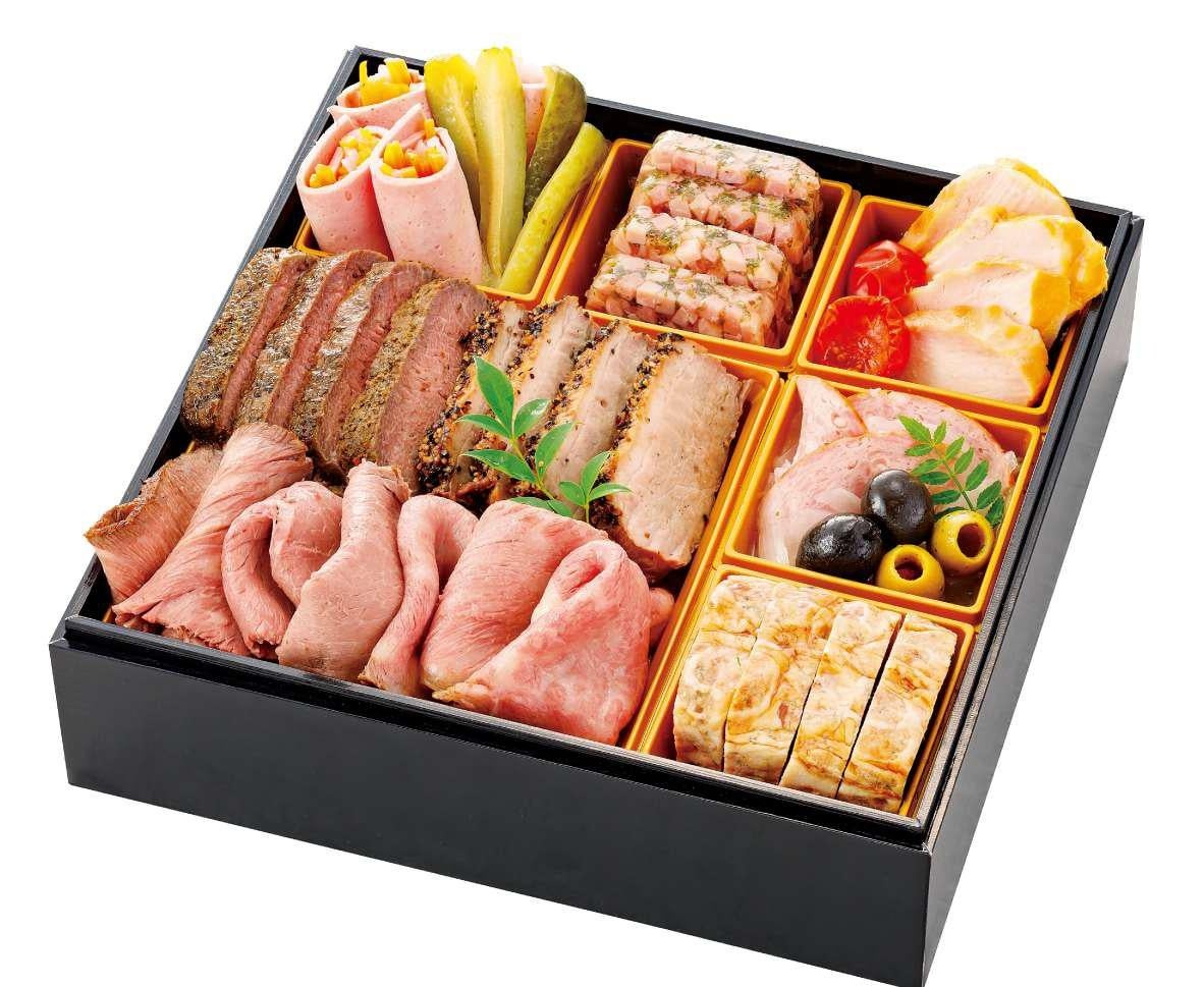 2. Kinokuniya Meat osechi single-tiered box