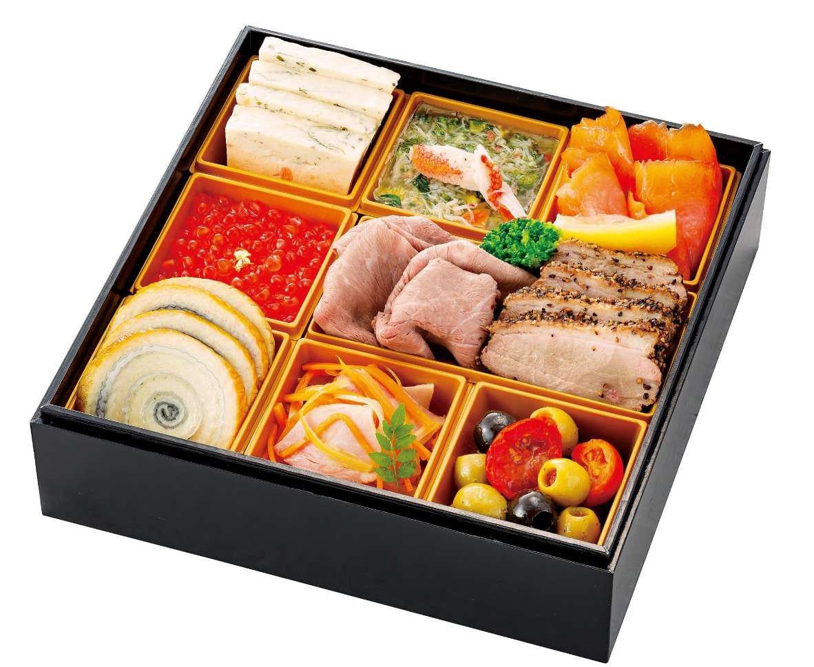 8. Ginza Asami Japanese-style osechi two-tiered box