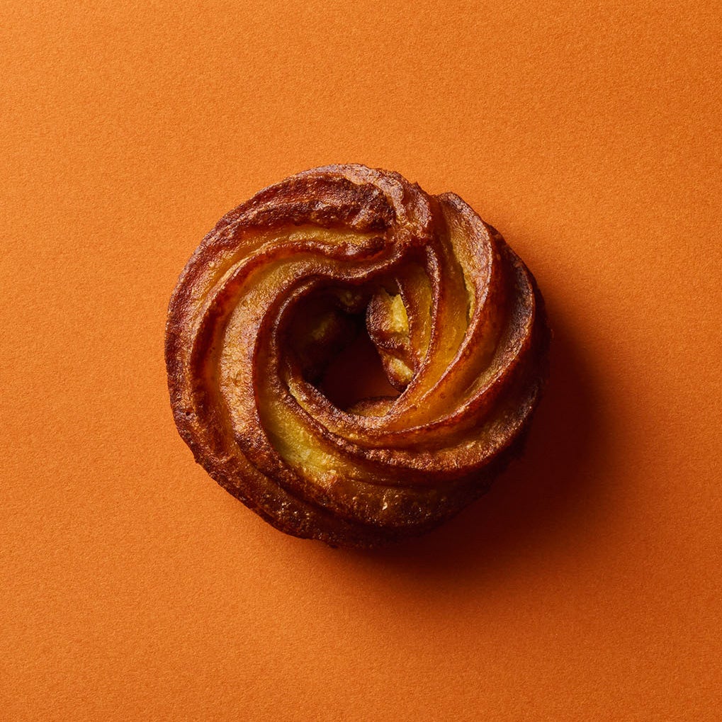 Croller | Renewal Made with plenty of eggs and milk from Heian Miyasama, Kyoto — crispy exterior with a rich egg flavor inside.