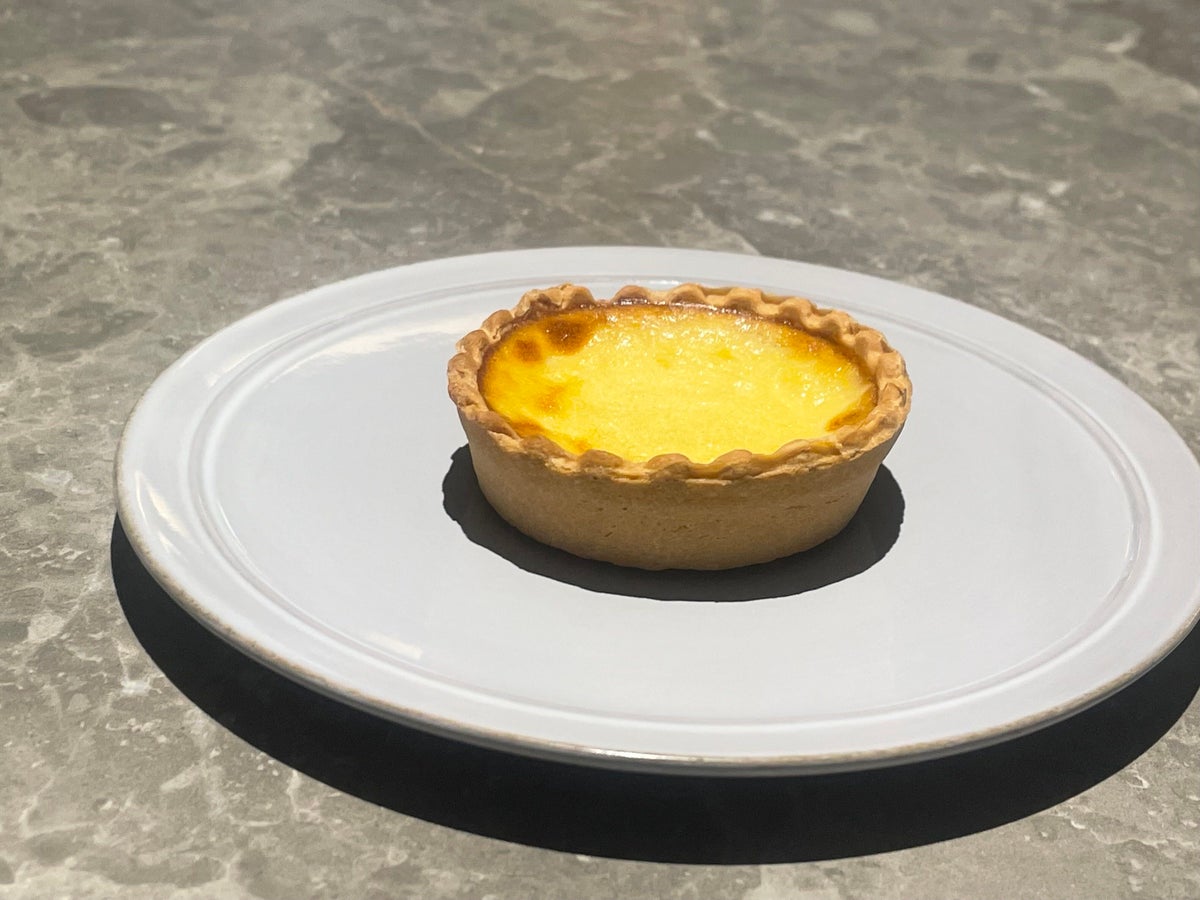 Egg tart — ¥400 (tax included). ※Served from 11:00 to 21:00 (Last Order 20:00).