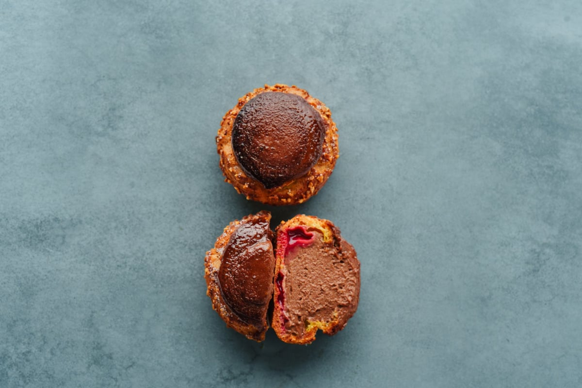 MAISON CLASSIC FACTORY Launches Rich Chocolat Brulee Cream Puff at Takanawa Gateway September 1