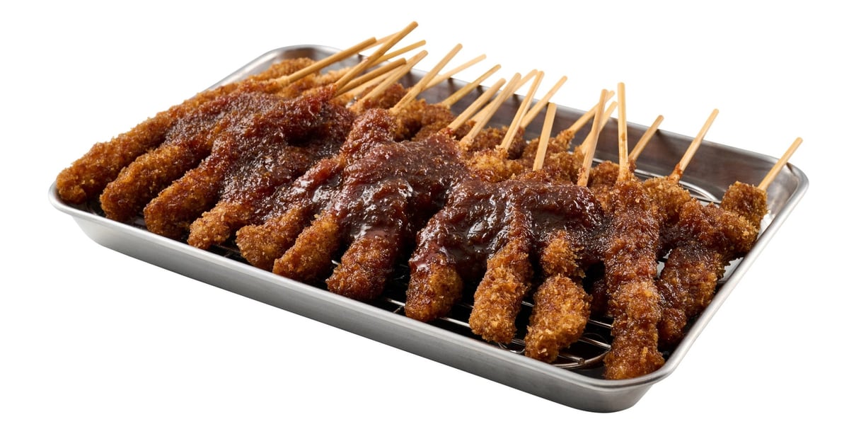Please enjoy to your heart's content! Menu details include Infinite Garlic Hormone Skewers — ¥50 each (tax included ¥55).