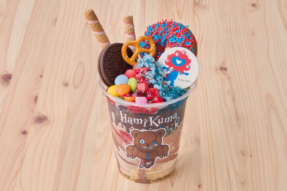 EXPO 2025 Myakumyakum & Hamikuma Chocolate & Mixed Berry Sundae