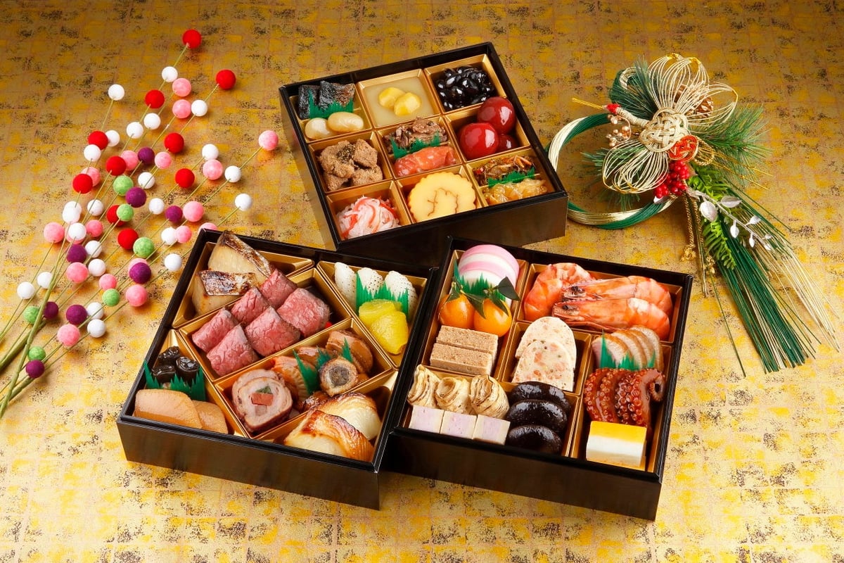 Nadaman Launches 2027 Osechi with New Suz 2-Person Set at ¥16,200