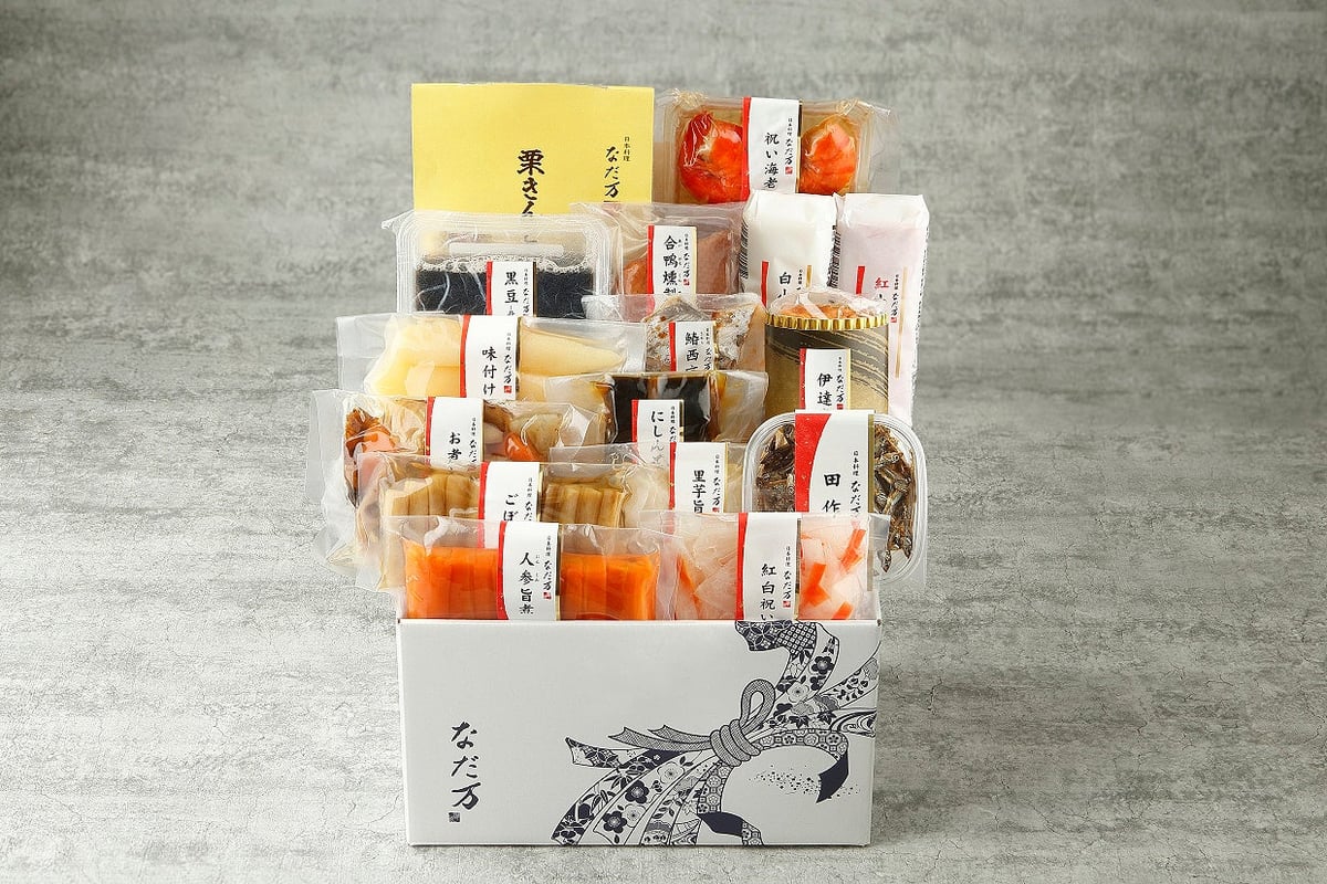 Nadaman Launches 2027 Osechi with New Suz 2-Person Set at ¥16,200