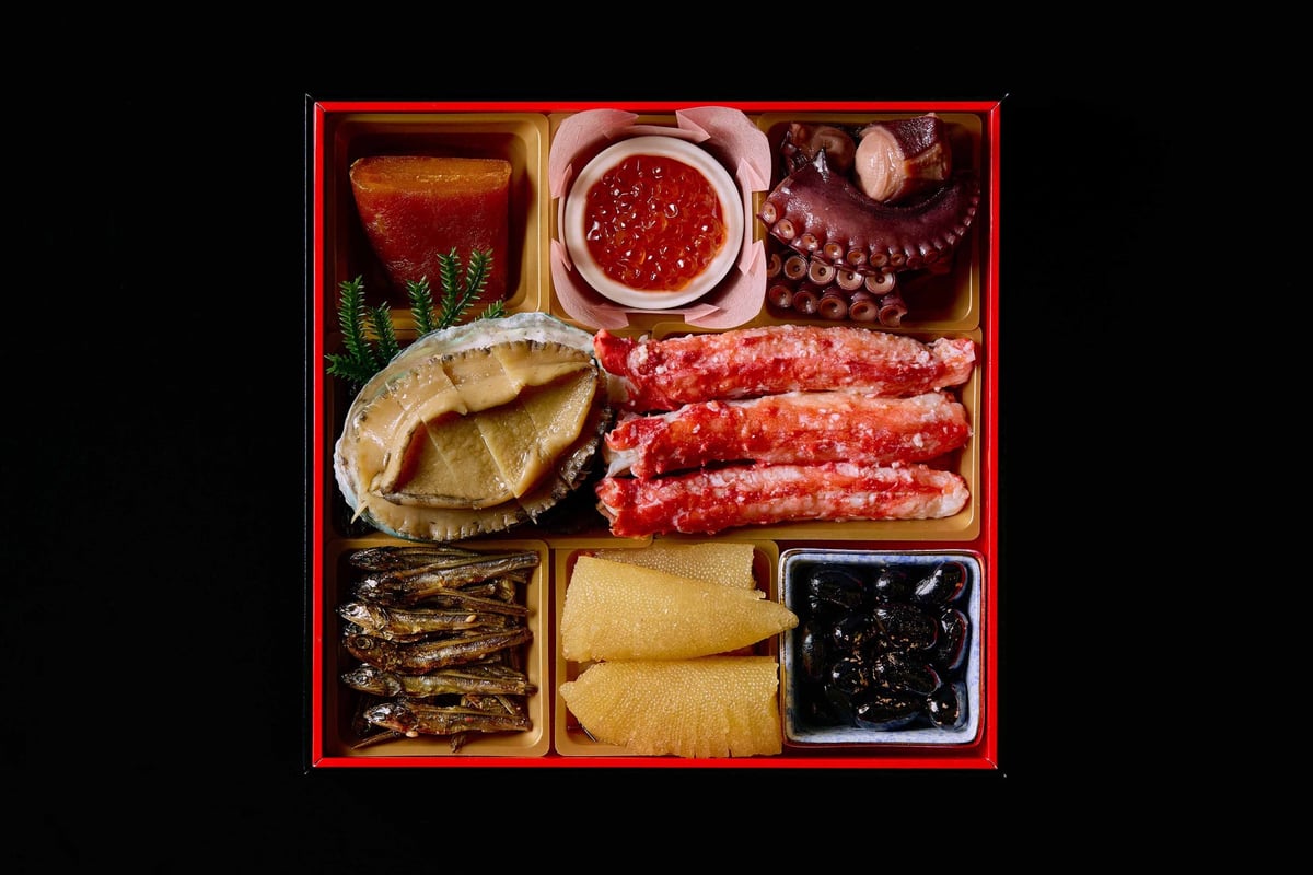 Premium Osechi/Japanese Cuisine — ¥22,000 (tax included)